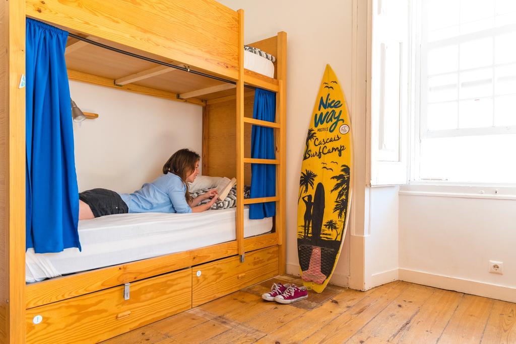 Nice Way Cascais & Surf Camp Экстерьер фото